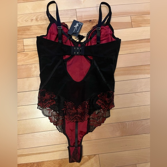 Pour Moi Bodysuit - Picture 3 of 3